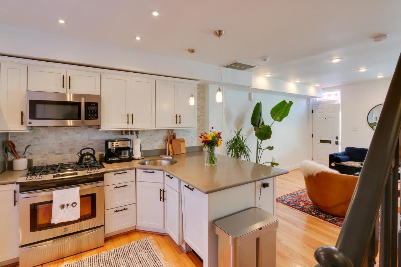 Stunning Dc Townhome With Private Outdoor Space! Сasa de vacaciones