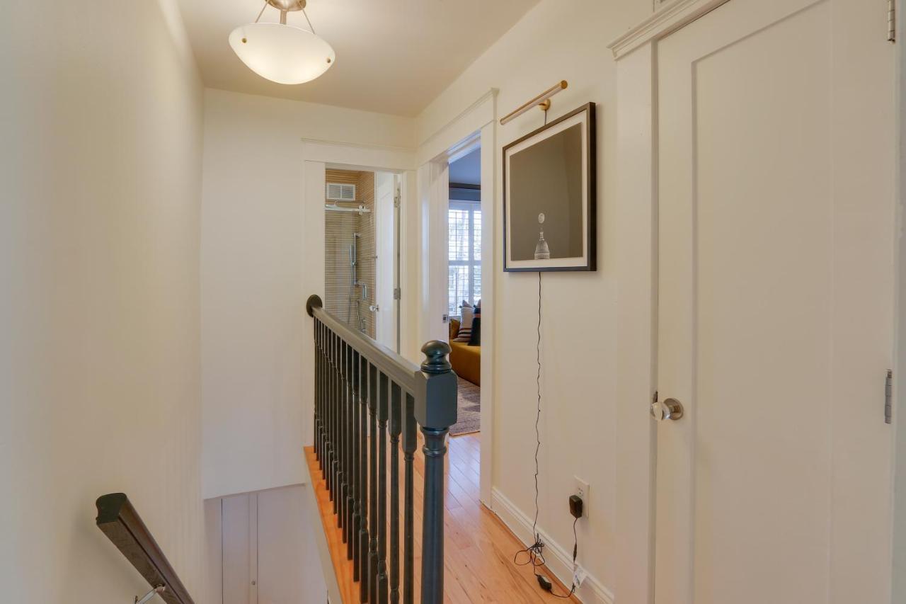 Сasa de vacaciones Stunning Dc Townhome With Private Outdoor Space! Washington