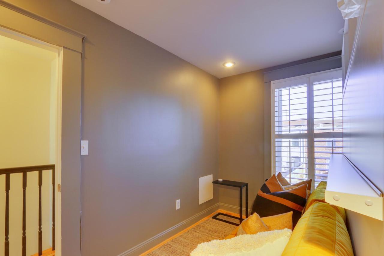 Сasa de vacaciones Stunning Dc Townhome With Private Outdoor Space! Washington