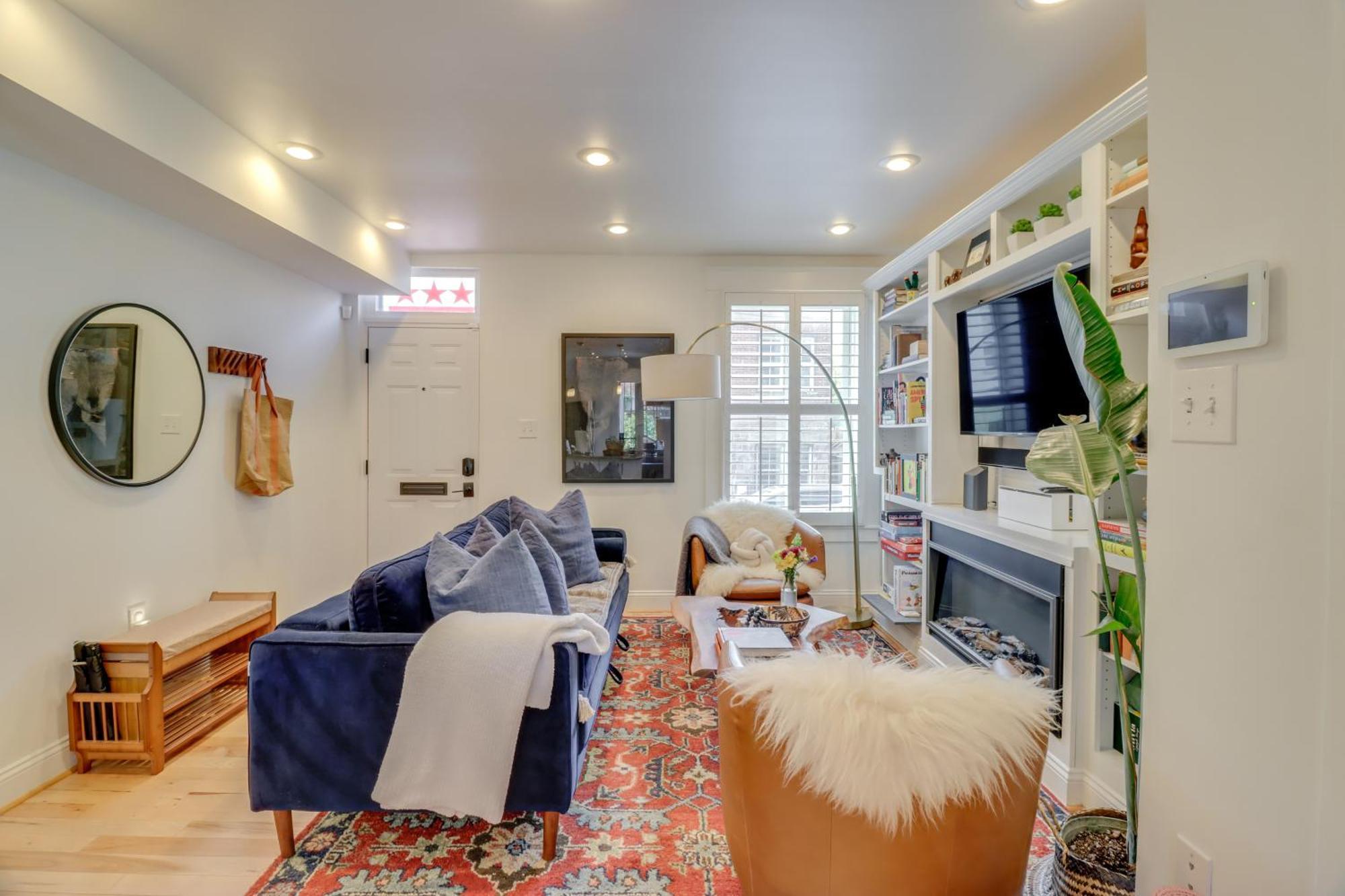 Stunning Dc Townhome With Private Outdoor Space! Washington